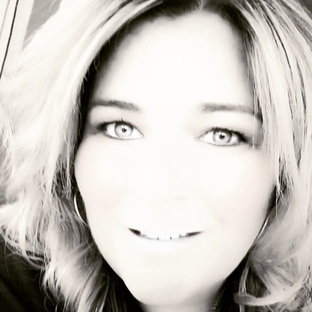 Meet your Posher, Robyn